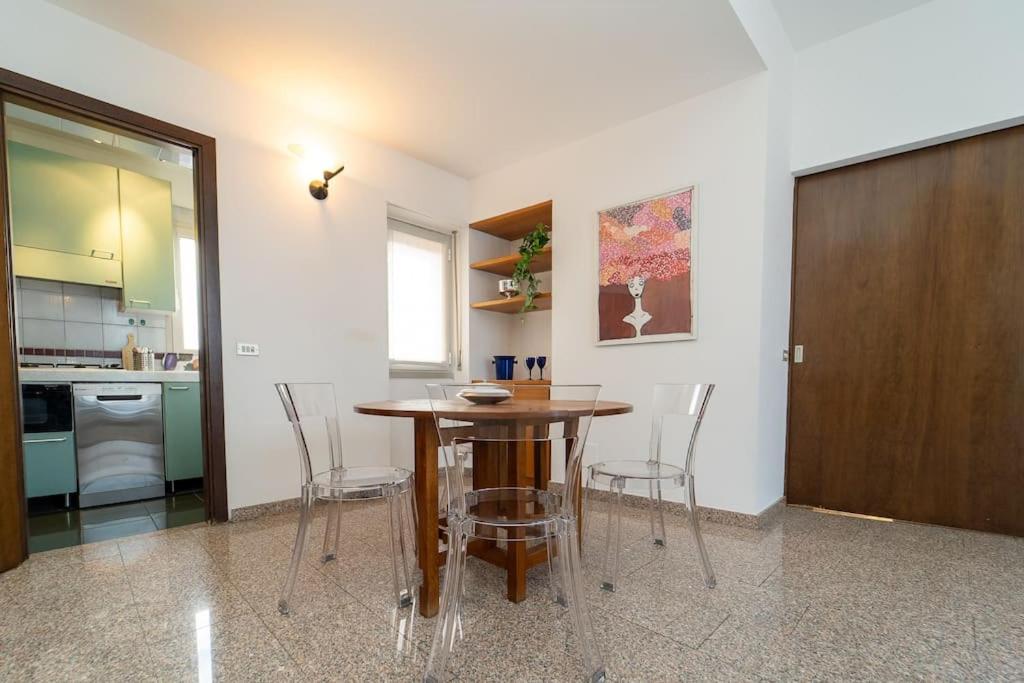 5 Giornate Apt Con Terrazzo E Garage Privato Μιλάνο Εξωτερικό φωτογραφία