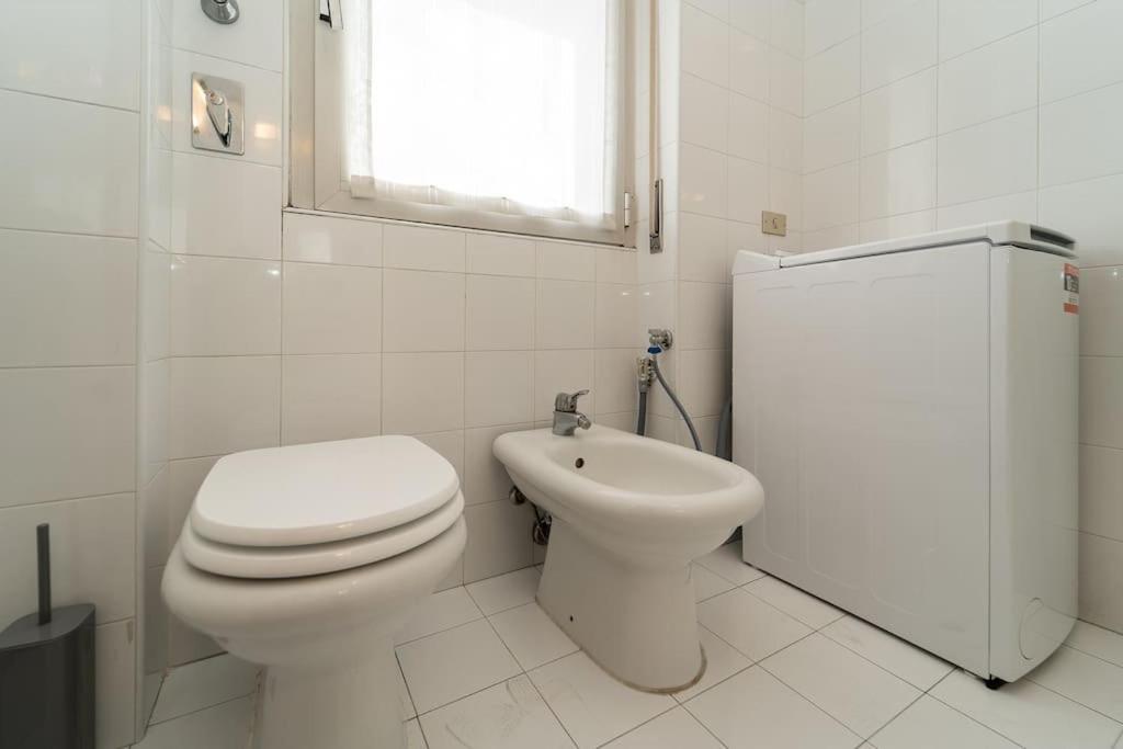 5 Giornate Apt Con Terrazzo E Garage Privato Μιλάνο Εξωτερικό φωτογραφία